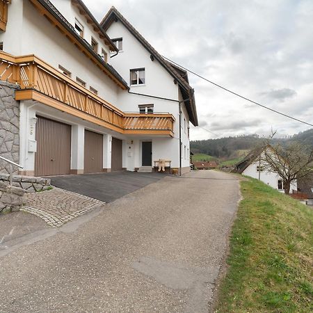 Ferienwohnung Haus am Schroffen Ottenhöfen im Schwarzwald Exterior foto