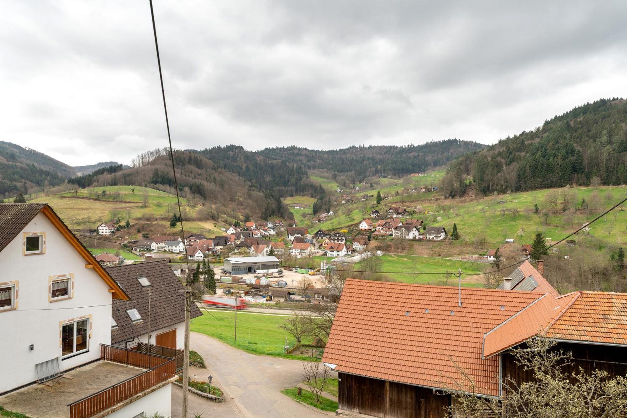 Ferienwohnung Haus am Schroffen Ottenhöfen im Schwarzwald Exterior foto